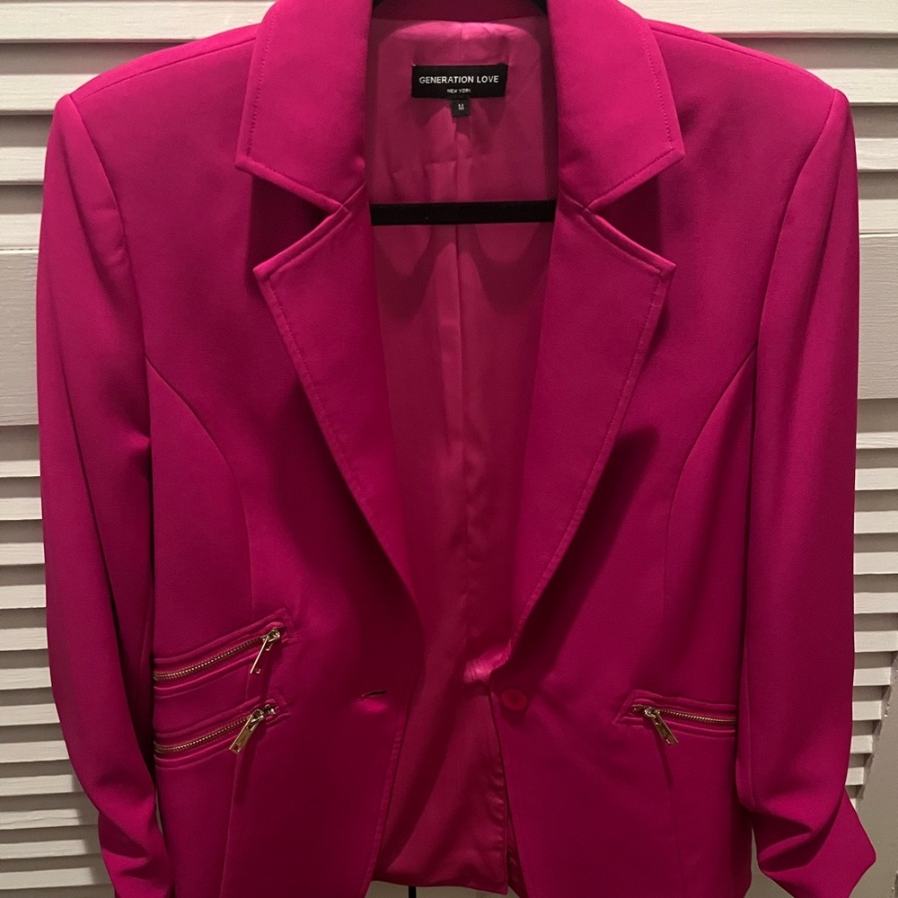 Generation Love Pink Crepe Blazer Size Medium W Gold Zipper Detail On Pockets